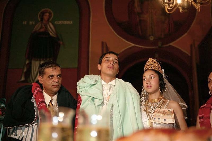 Buzescu es la capital de los gitanos millonarios Buzescu es la capital de los gitanos millonarios