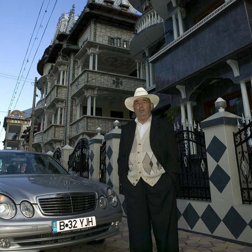 Buzescu is the capital of Gypsy millionaires Buzescu is the capital of Gypsy millionaires