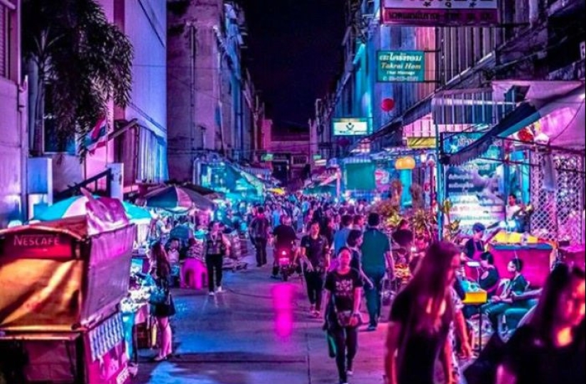 Calles de luces de neón: Bangkok de noche en la lente de Javier Portel