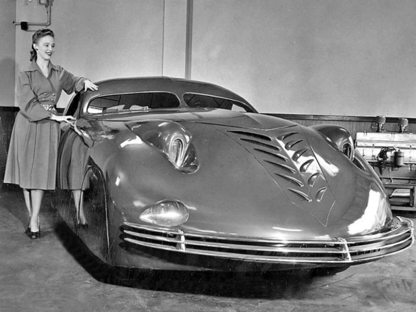 "Car of tomorrow" Phantom Corsair: a wonderful combination of aesthetics and practical
