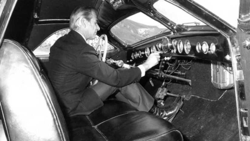 "Car of tomorrow" Phantom Corsair: a wonderful combination of aesthetics and practical