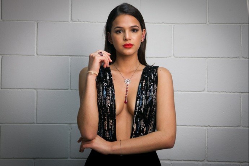 Careful, you can get burned! Hot actresses of Spain and Latin America