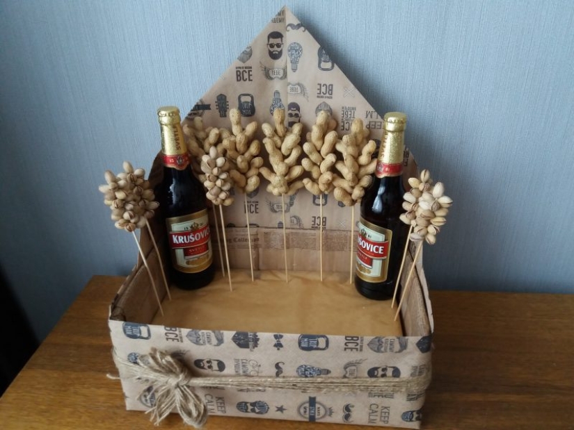 Cesta "Para cerveza": un regalo para un hombre hecho con sus propias manos