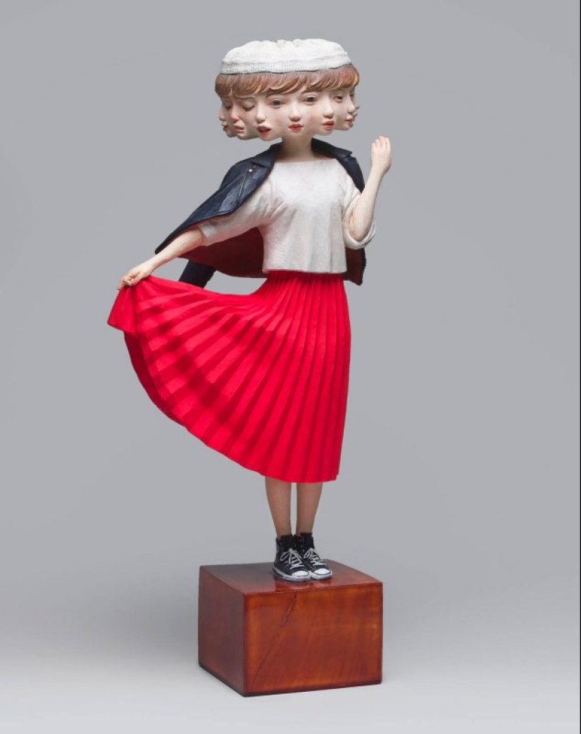 Changeable mood wooden sculptures Yoshitoshi Kanemaki