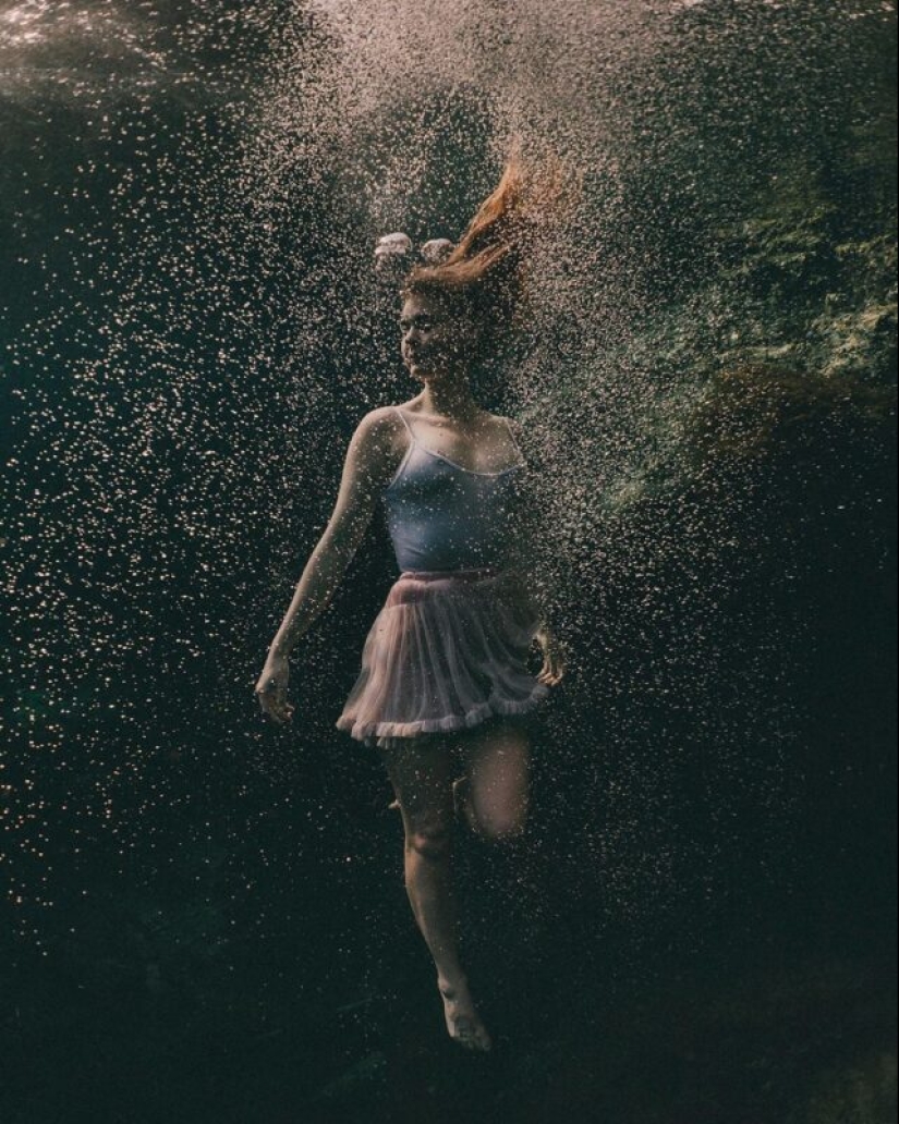 Chicas bajo el agua en impresionantes fotos de freediver fotógrafo Lexi Line