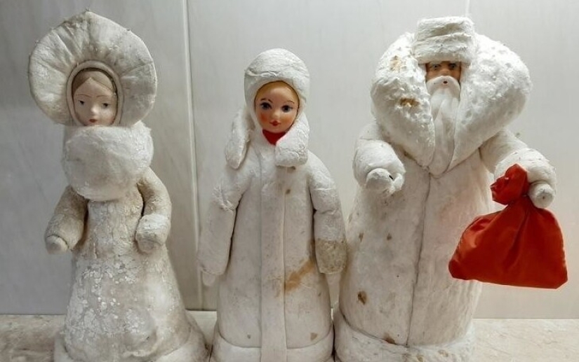 Christmas tree decorations you might throw away, but they&#39;re worth a ton of money