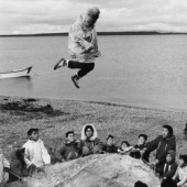 Chukchi y trampolín: por qué los cazadores y los pastores de renos del Lejano Norte saltan sobre pieles estiradas Chukchi y trampolín: por qué los cazadores y los pastores de renos del Lejano Norte saltan sobre pieles estiradas