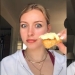 Chuletas con helado, oreo con salmón: una chica prueba combinaciones de alimentos extraños que las mujeres embarazadas aman Chuletas con helado, oreo con salmón: una chica prueba combinaciones de alimentos extraños que las mujeres embarazadas aman