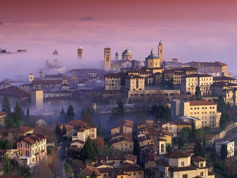 Cities Shrouded in Fog Cities Shrouded in Fog