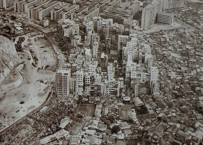 Ciudad de la Oscuridad: El increíble destino de la ciudad fortaleza de Kowloon