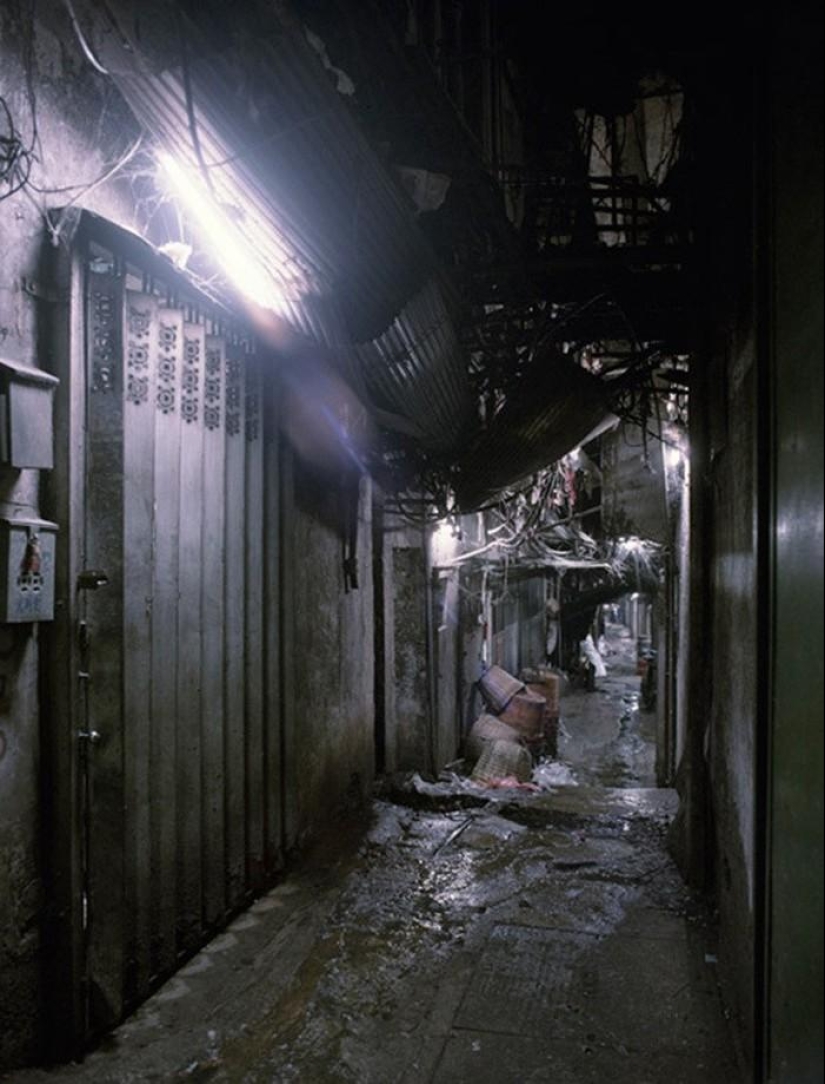 Ciudad de la Oscuridad: El increíble destino de la ciudad fortaleza de Kowloon