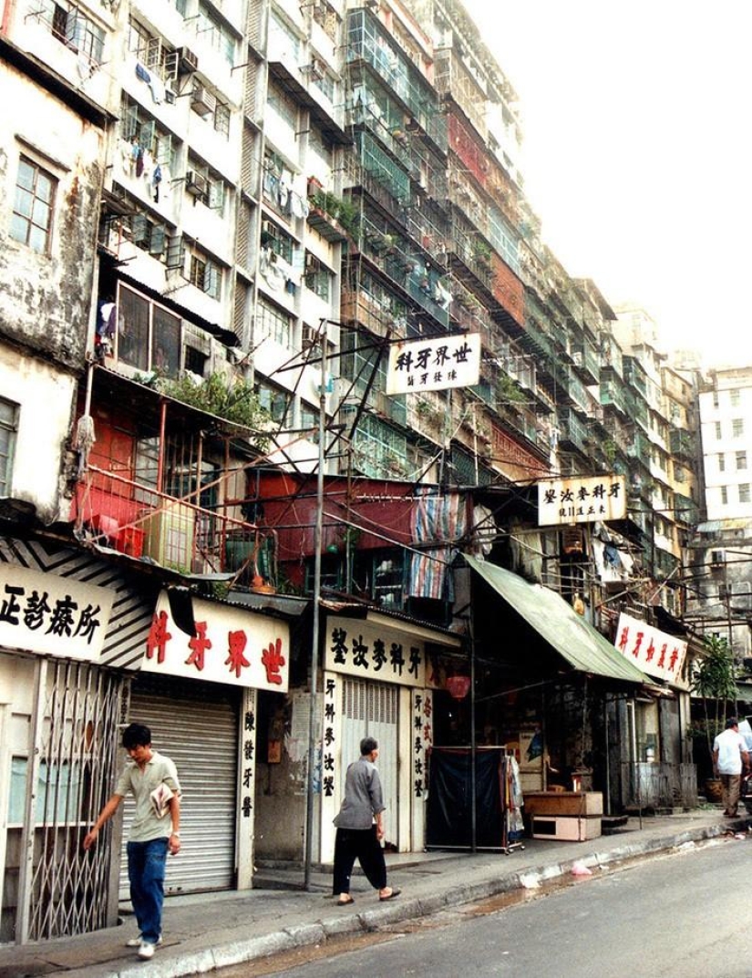Ciudad de la Oscuridad: El increíble destino de la ciudad fortaleza de Kowloon