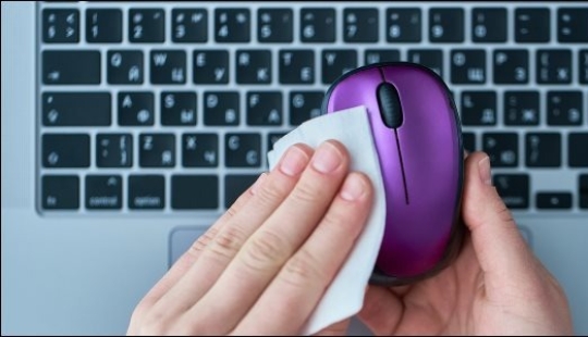 Clean — the guarantee of health: how to disinfect your mouse and keyboard Clean — the guarantee of health: how to disinfect your mouse and keyboard