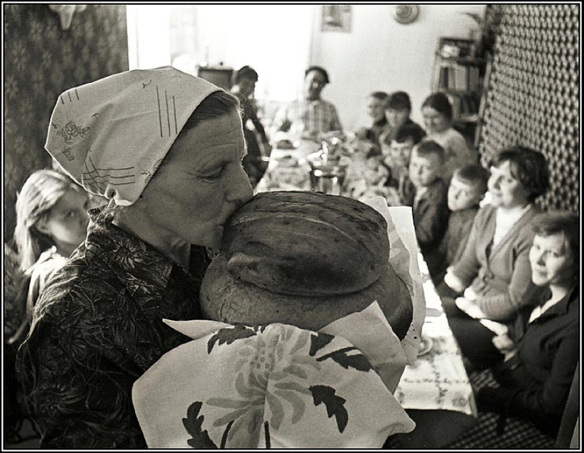 Cómo agitar a las abuelas: obras seleccionadas de la estrella de la fotografía soviética Vladimir Rolov Cómo agitar a las abuelas: obras seleccionadas de la estrella de la fotografía soviética Vladimir Rolov