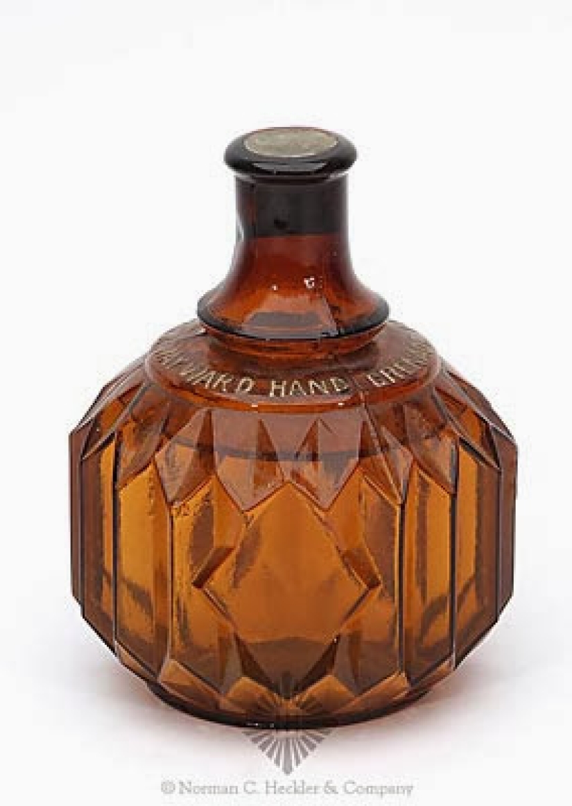 ¿Cómo eran los primeros extintores?