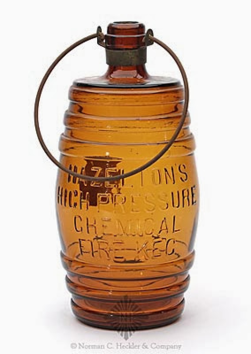 ¿Cómo eran los primeros extintores?