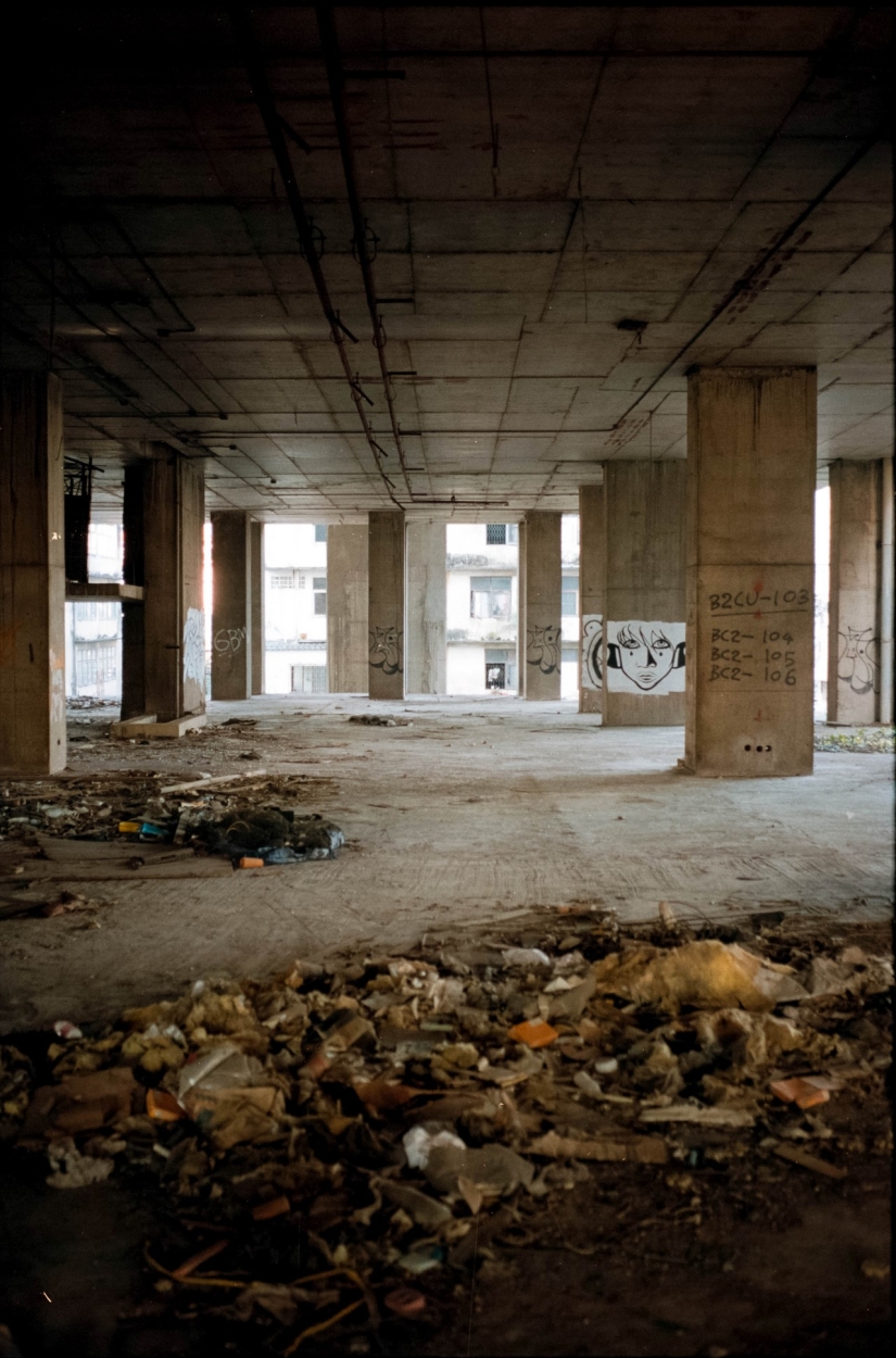 Cómo es la Torre Satorn, el rascacielos abandonado más grande del mundo