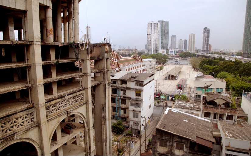 Cómo es la Torre Satorn, el rascacielos abandonado más grande del mundo