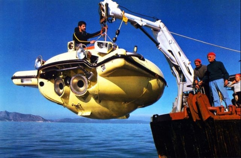 Cómo Jacques-Yves Cousteau y su equipo vivieron y trabajaron en el fondo del océano durante tres meses