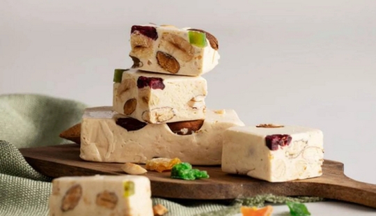 Cómo se inventó el queso vegano, de qué está hecho y si este producto puede reemplazar las alternativas lácteas.