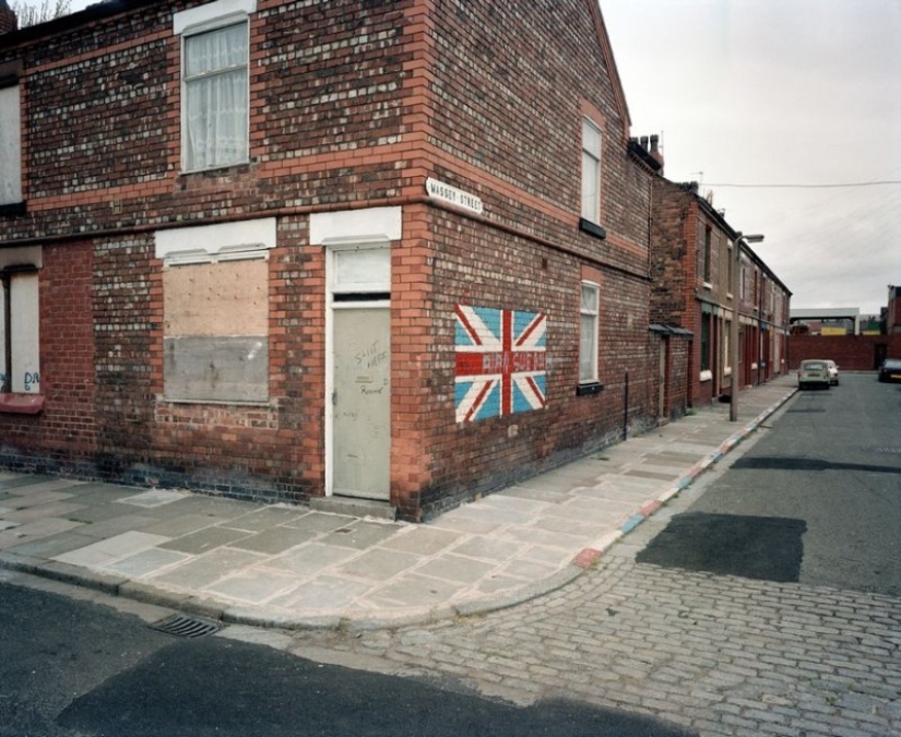Cómo vivía el Liverpool a principios de los 80: fotos sinceras del controvertido fotoperiodista Martin Parr