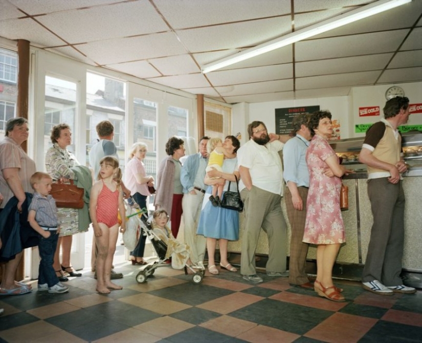 Cómo vivía el Liverpool a principios de los 80: fotos sinceras del controvertido fotoperiodista Martin Parr