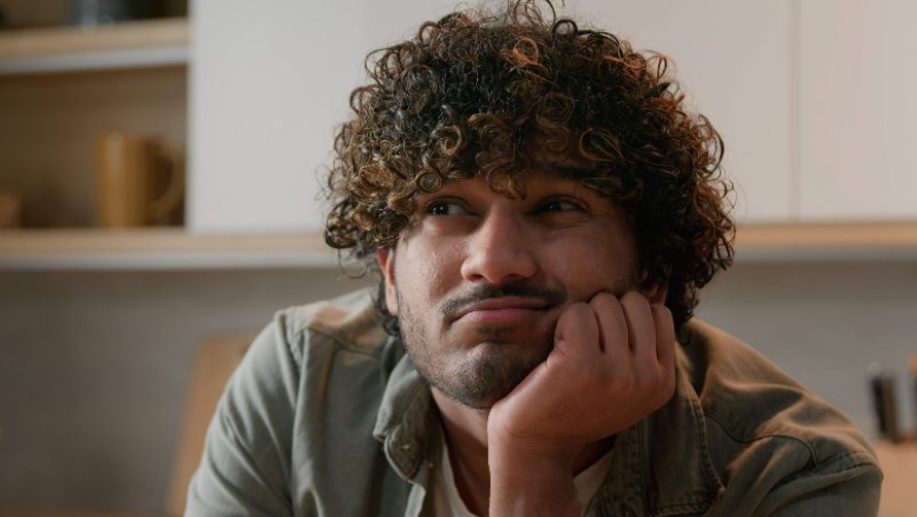 Cómo vive el club internacional de hombres más aburrido del mundo