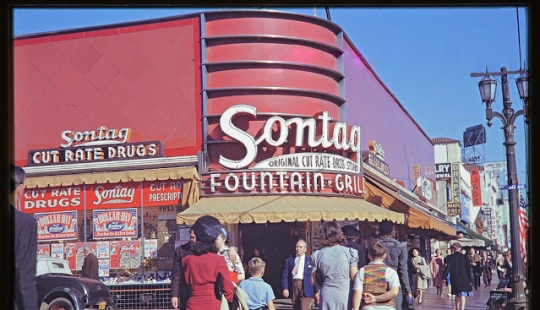 Color photographs of peaceful Los Angeles during and after World War II
