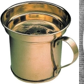 Como ama de casa, Melitta Benz inventó el filtro de café y la compañía comenzó a Melitta Grupo