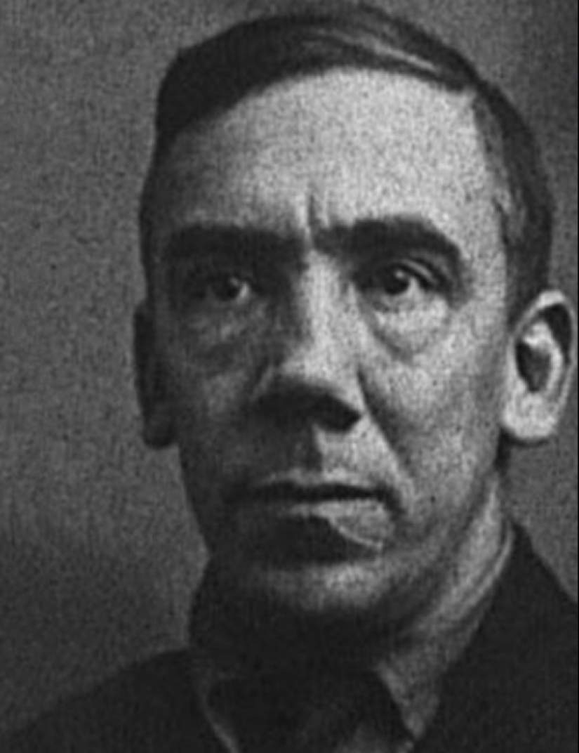 Como bebida Baker guardado en el Titanic, y muchos de los pasajeros del transatlántico hundido