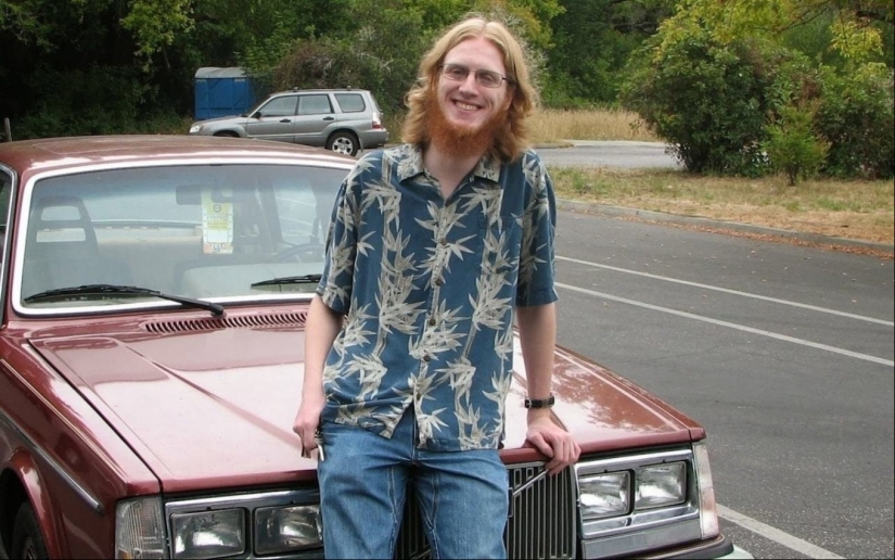 Como un simple programador de la Florida, compró dos pizzas por $ 83 millones