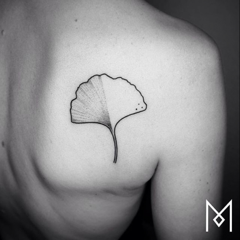 Cool minimalistic tattoos drawn in one line