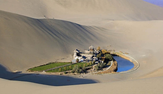 Crescent Lake — a Chinese oasis in the desert