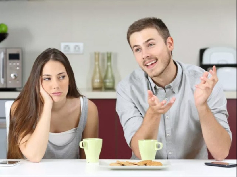 Crocodile tears and excessive sexual attraction: 6 signs that give away a psychopath