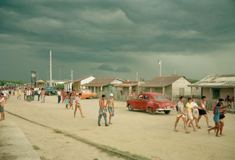 Cuba in the 1990s in pictures by Tria Jovan