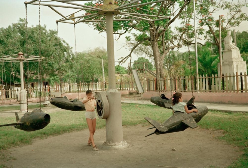 Cuba in the 1990s in pictures by Tria Jovan