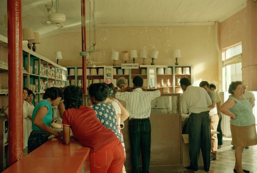 Cuba in the 1990s in pictures by Tria Jovan