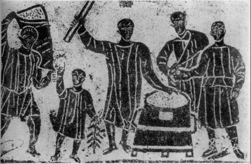 ¿Cuánto ganaban los habitantes de la Antigua Roma y China en términos de dinero actual?