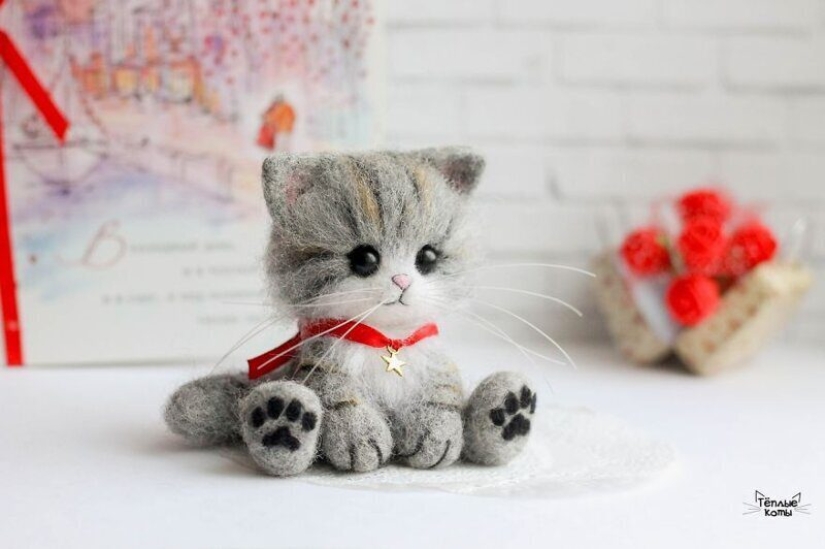 Cute kittens made of felt from the needlewoman Elizabeth Delektorskaya