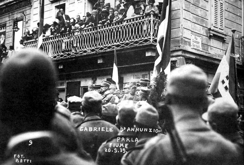 D'Annunzio and his Republic of Fiume: Nudist soldiers, air pirates and free cocaine D'Annunzio and his Republic of Fiume: Nudist soldiers, air pirates and free cocaine