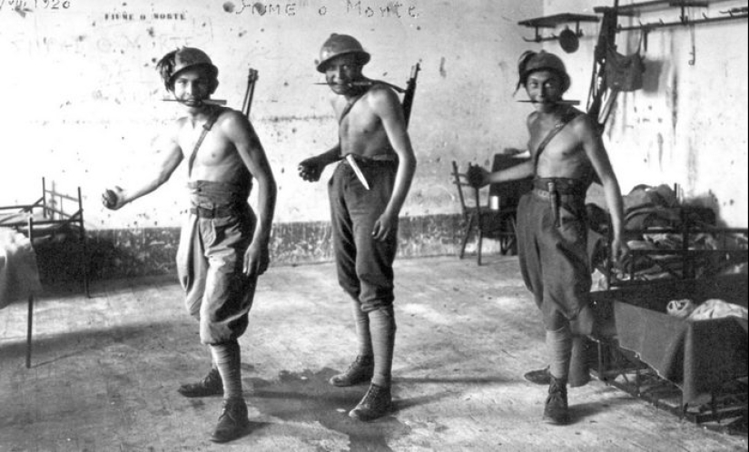 D'Annunzio y su República de Fiume: soldados nudistas, piratas aéreos y cocaína gratis D'Annunzio y su República de Fiume: soldados nudistas, piratas aéreos y cocaína gratis