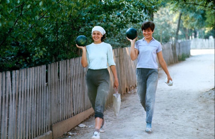 Dar sobre el plan: Soviética de la juventud de los años 60
