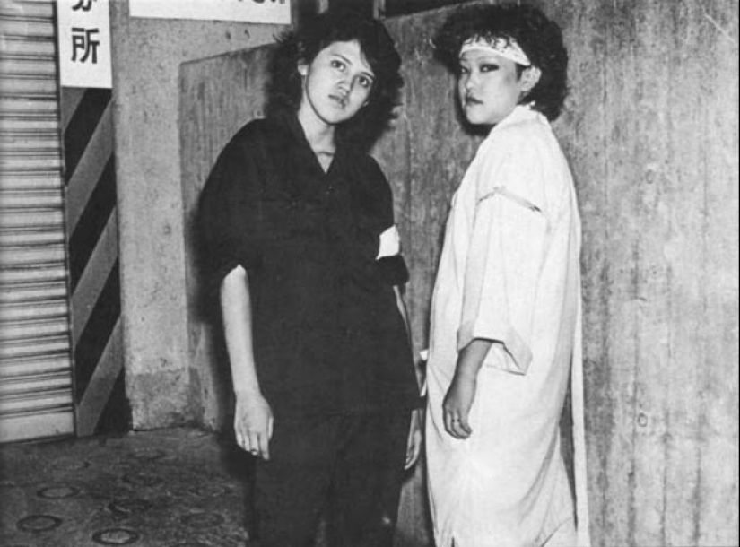 Daring and dangerous: 20 vintage photo Japanese girls SUKEBAN Daring and dangerous: 20 vintage photo Japanese girls SUKEBAN