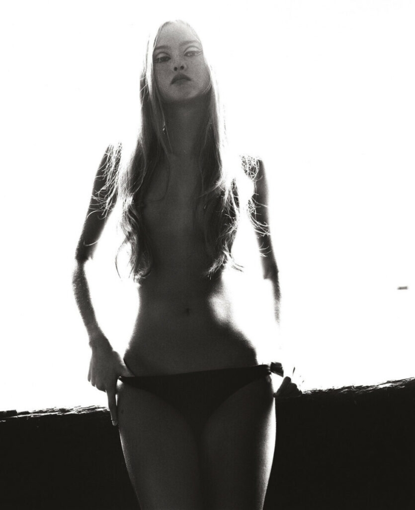 Daring Erotica by Vogue Photographer Mikael Jansson Daring Erotica by Vogue Photographer Mikael Jansson