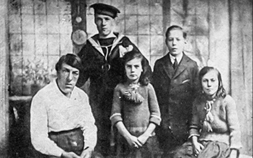 De la belleza de la bestia: una historia de Mary Ann Webster — el más feo de las mujeres en el mundo