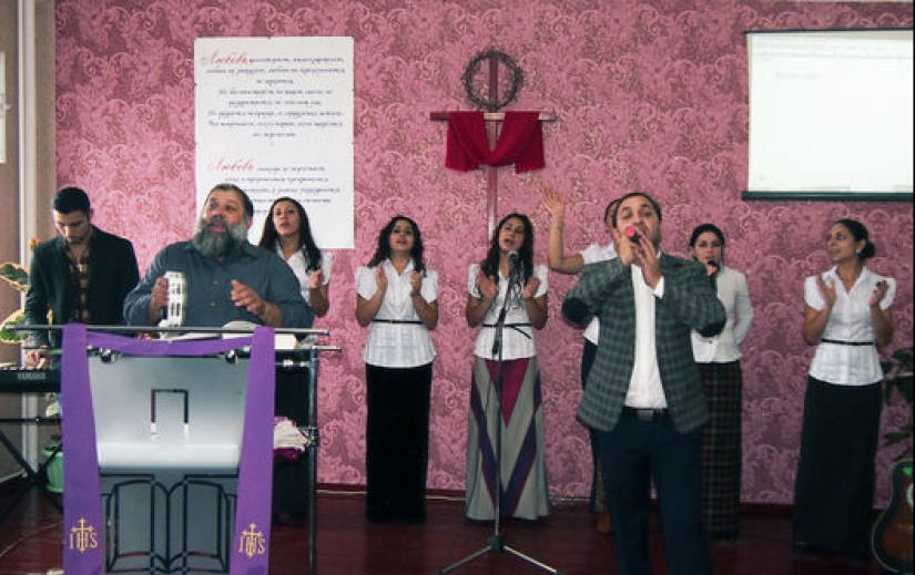 De qué religión son los Gitanos y lo inusual de su fe