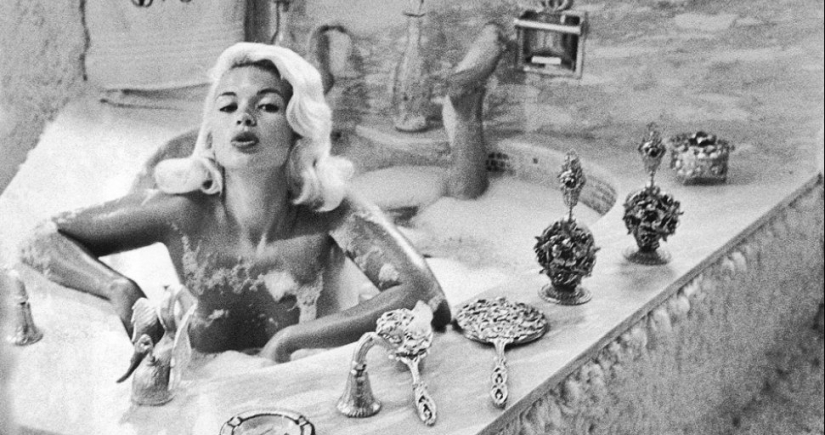 Delicious photos of icons of the XX century style from Inge Morat