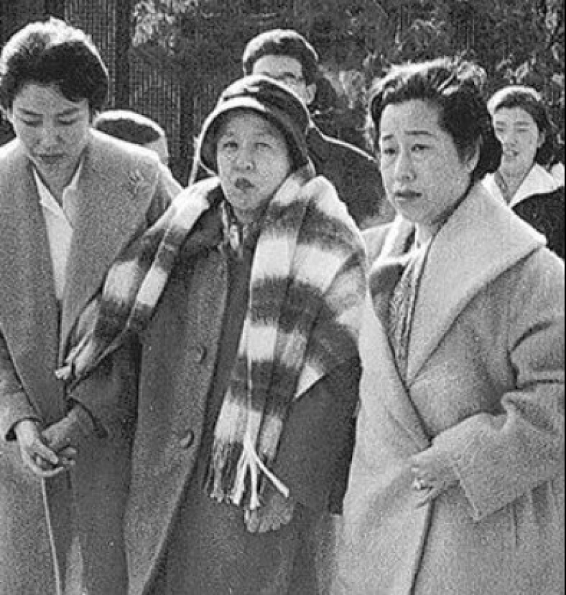 Deok Hye es una princesa coreana cuya vida resultó ser más aterradora que cualquier cuento de hadas.