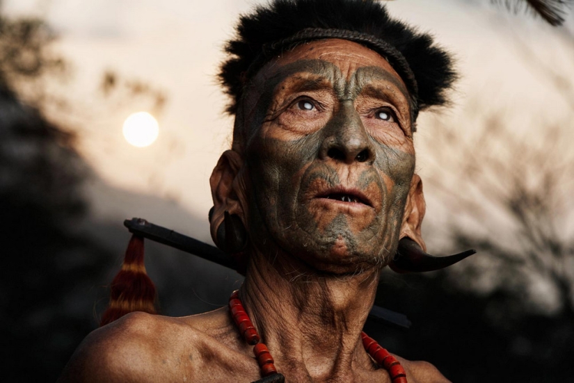 Desaparecerán en los próximos 100 años: un fotógrafo mostró las tribus en peligro de extinción