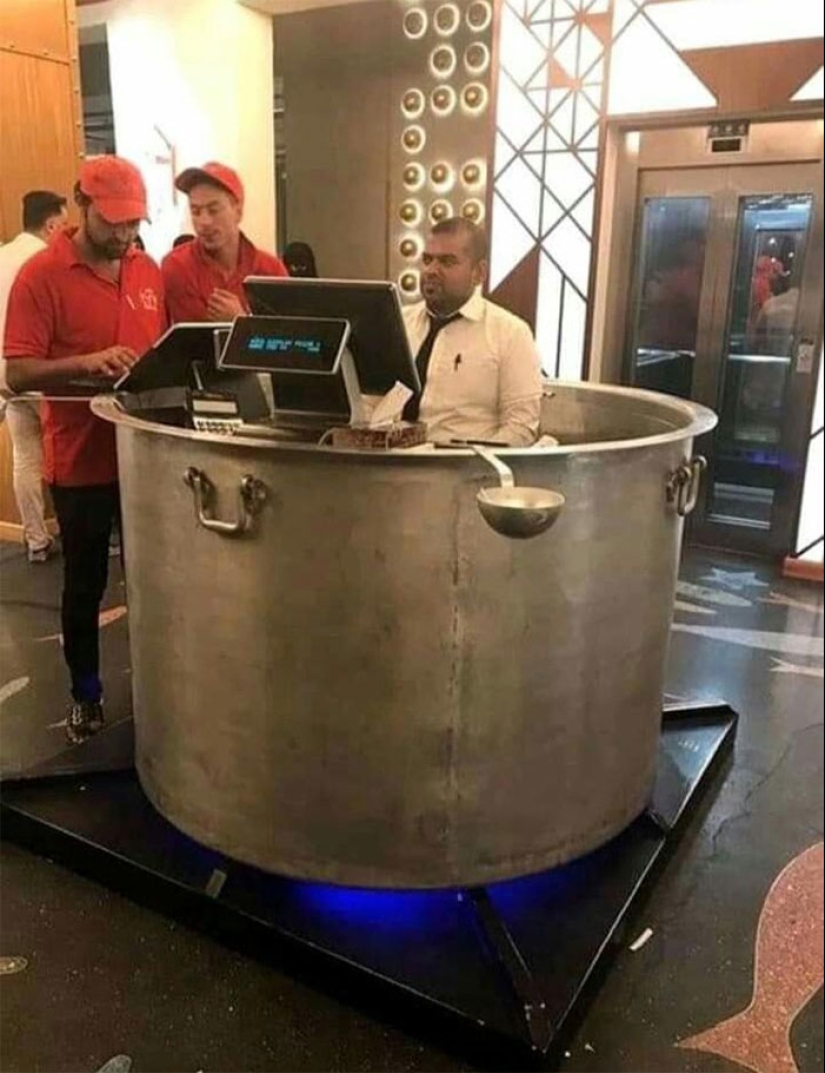 Design We Don't Deserve: 22 Examples of "Creativity" from the Ugly Design Community Design We Don't Deserve: 22 Examples of "Creativity" from the Ugly Design Community